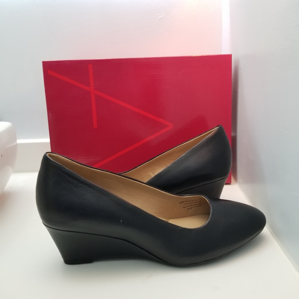 Aerosoles Womens Shoes Inner Circle Black Leather Wedge Size 8W  Comfort NEW